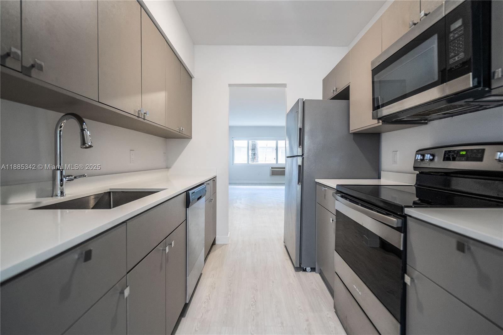 BAY HARBOR ISLAND - Residential Lease