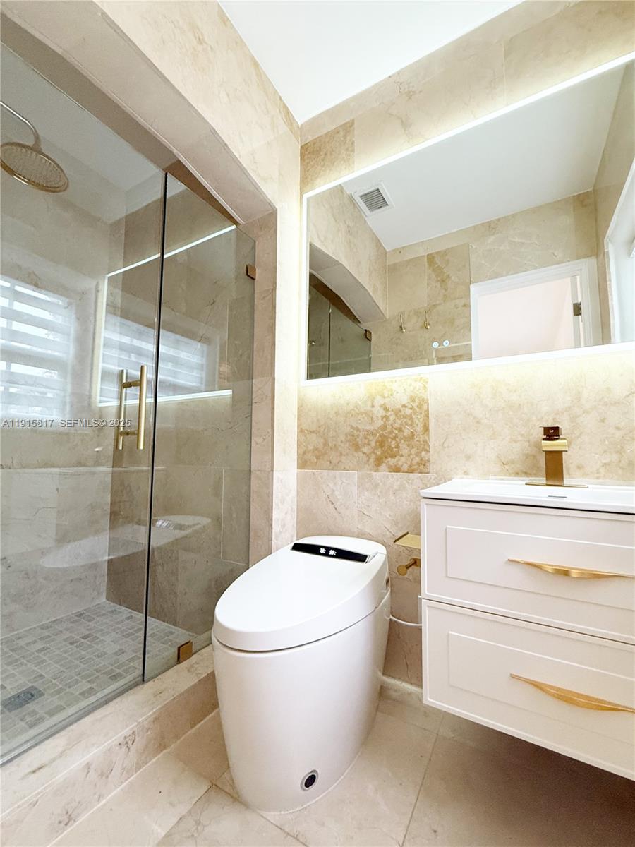 BEACH VIEW ADDN - Residential Lease