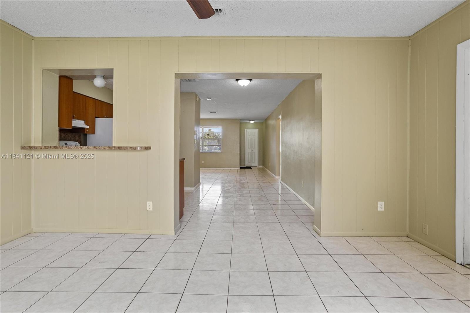 SUNSHINE VILLAS - Residential Income