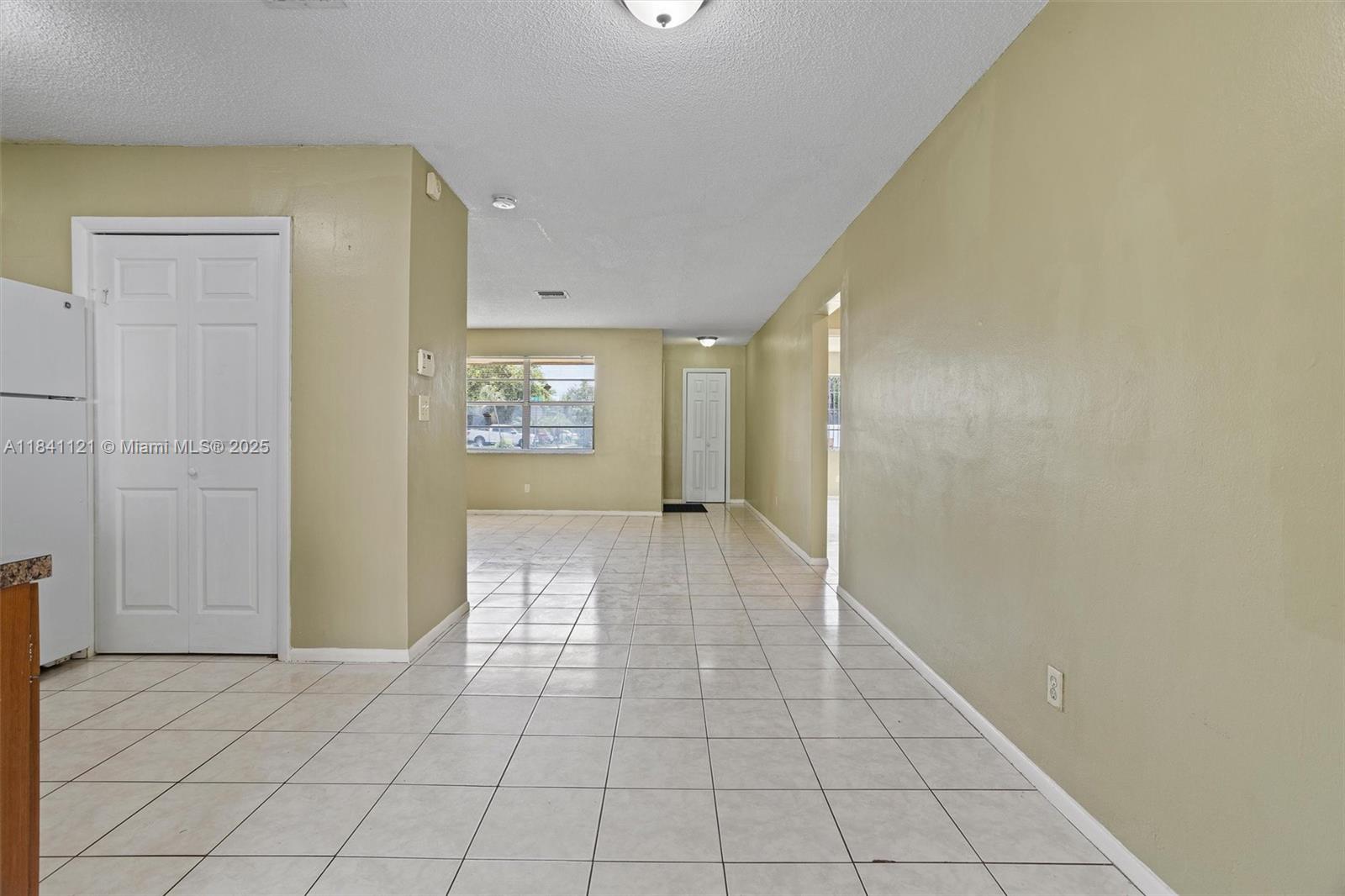 SUNSHINE VILLAS - Residential Income