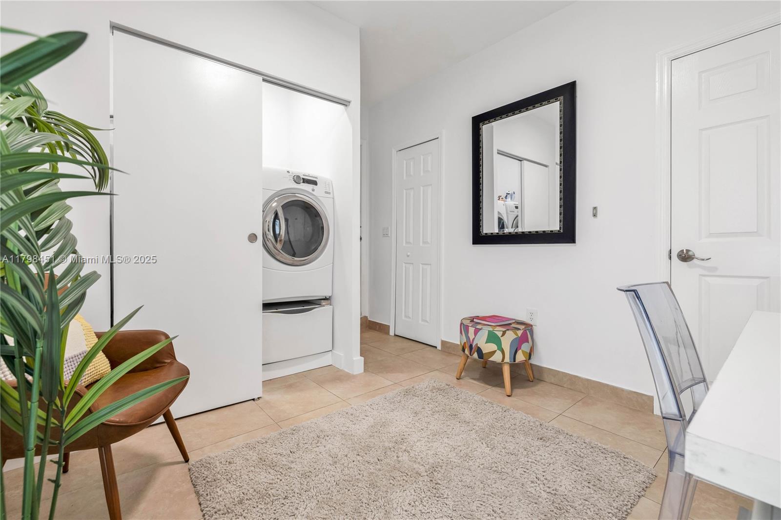 JULIANNA PARK - Residential