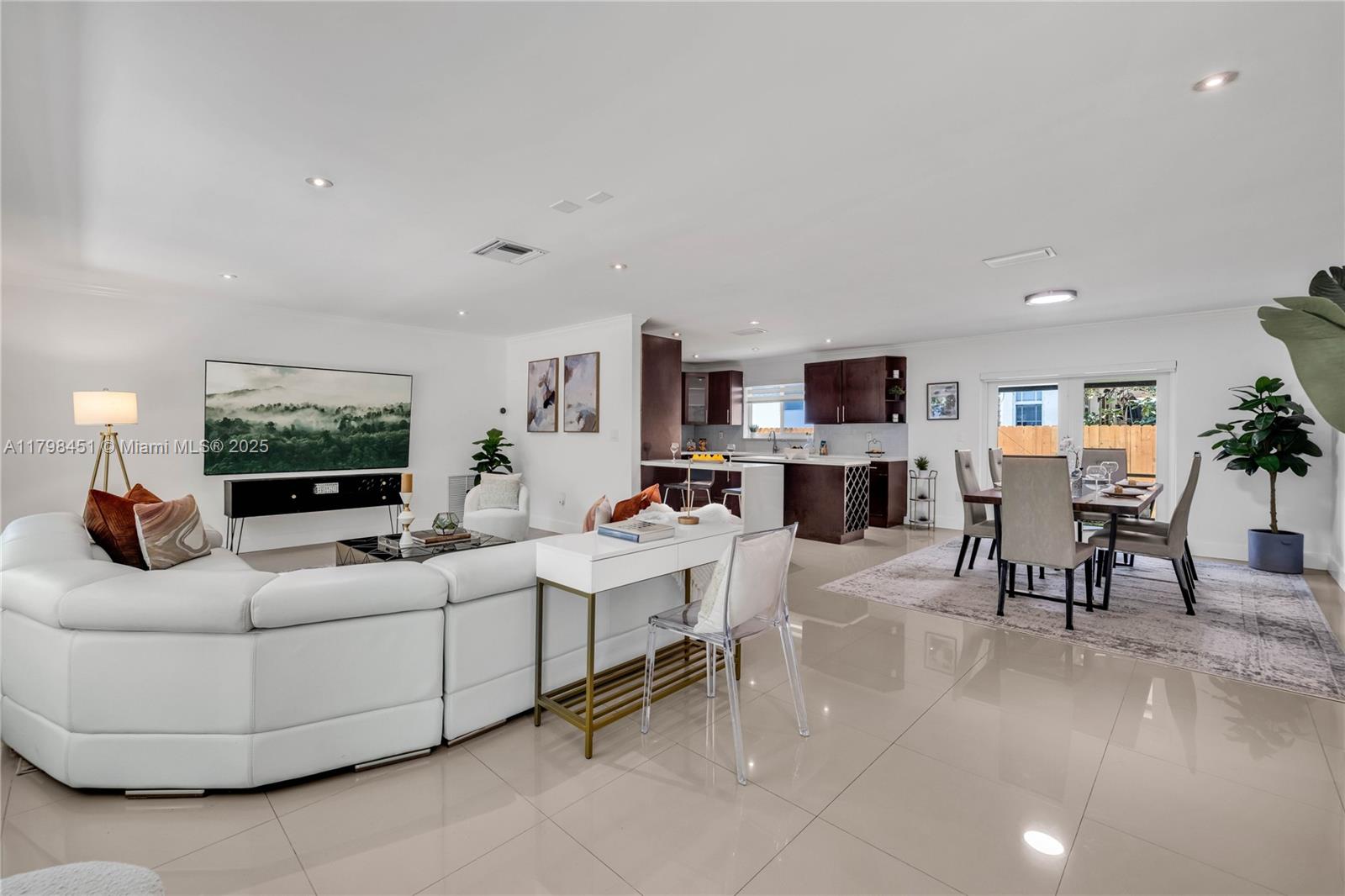 JULIANNA PARK - Residential