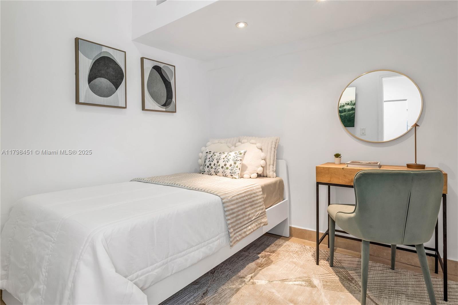 JULIANNA PARK - Residential