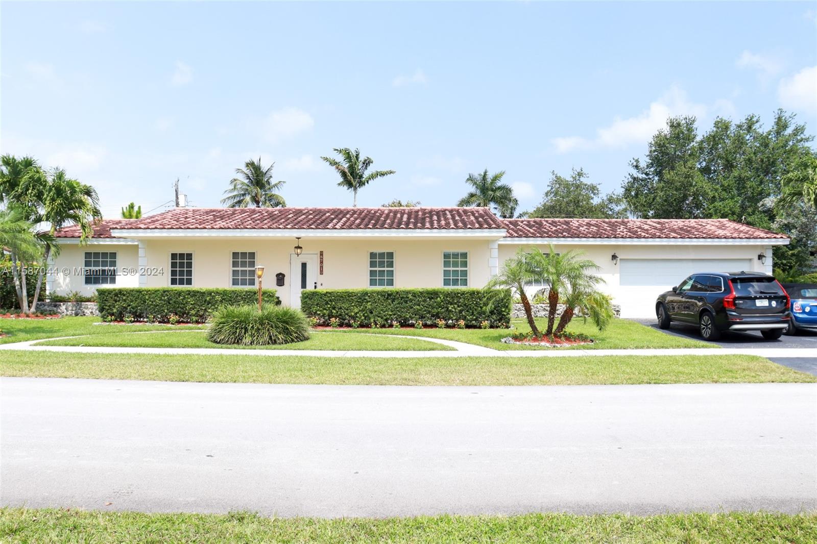 Property for Sale at 8701 Sw 86th Ct Ct, Miami, Broward County, Florida - Bedrooms: 4 
Bathrooms: 2  - $1,099,000