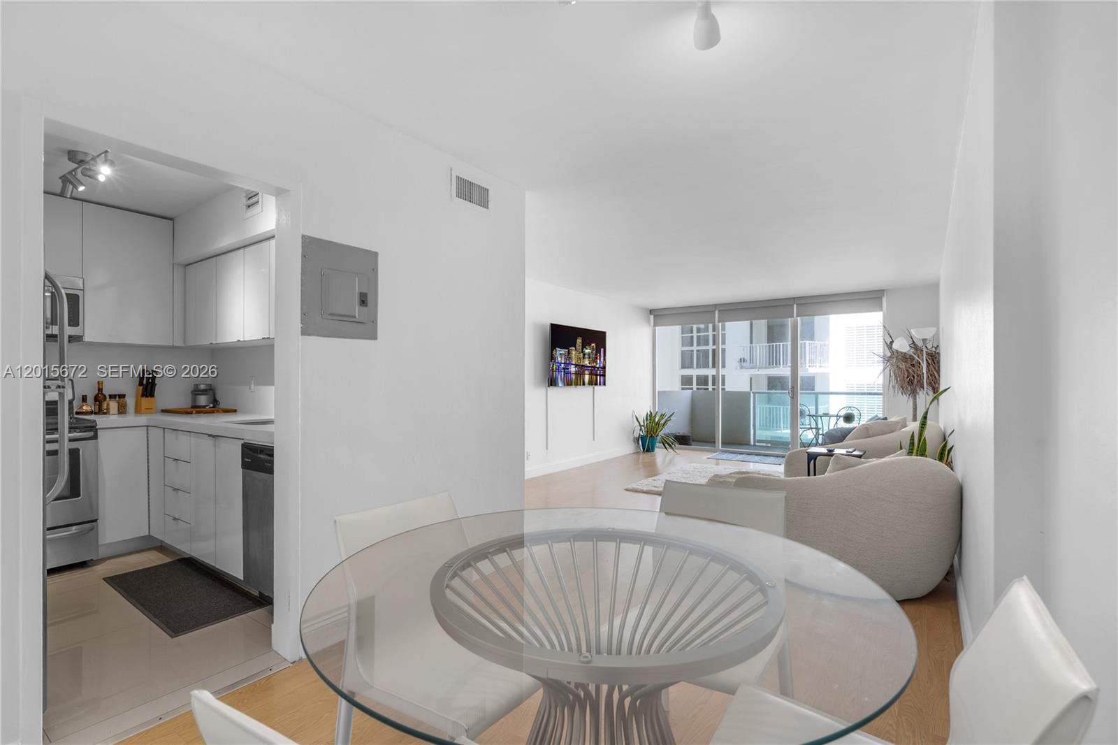 1200 West Ave 420