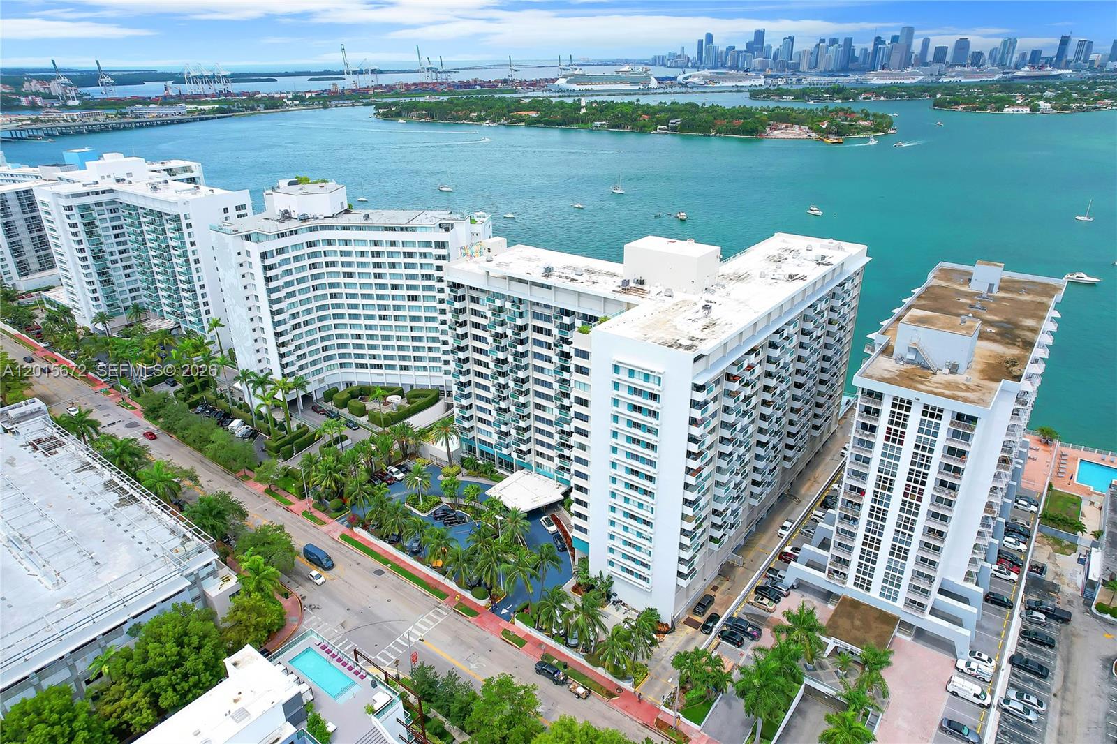 MIRADOR 1200 CONDO - Residential