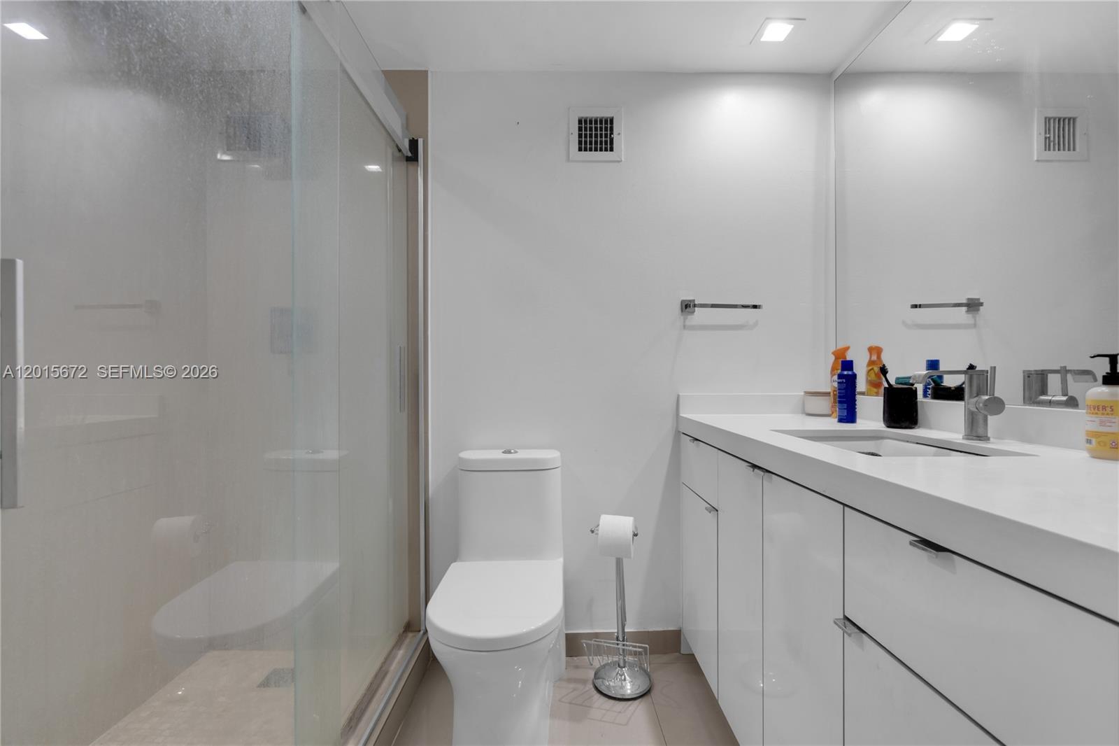 MIRADOR 1200 CONDO - Residential