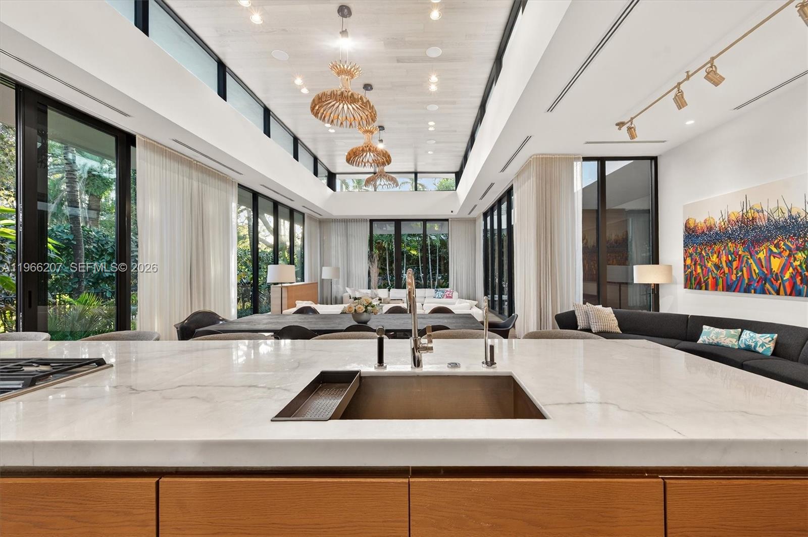 SUNSET ISLANDS-ISLAND NO - Residential