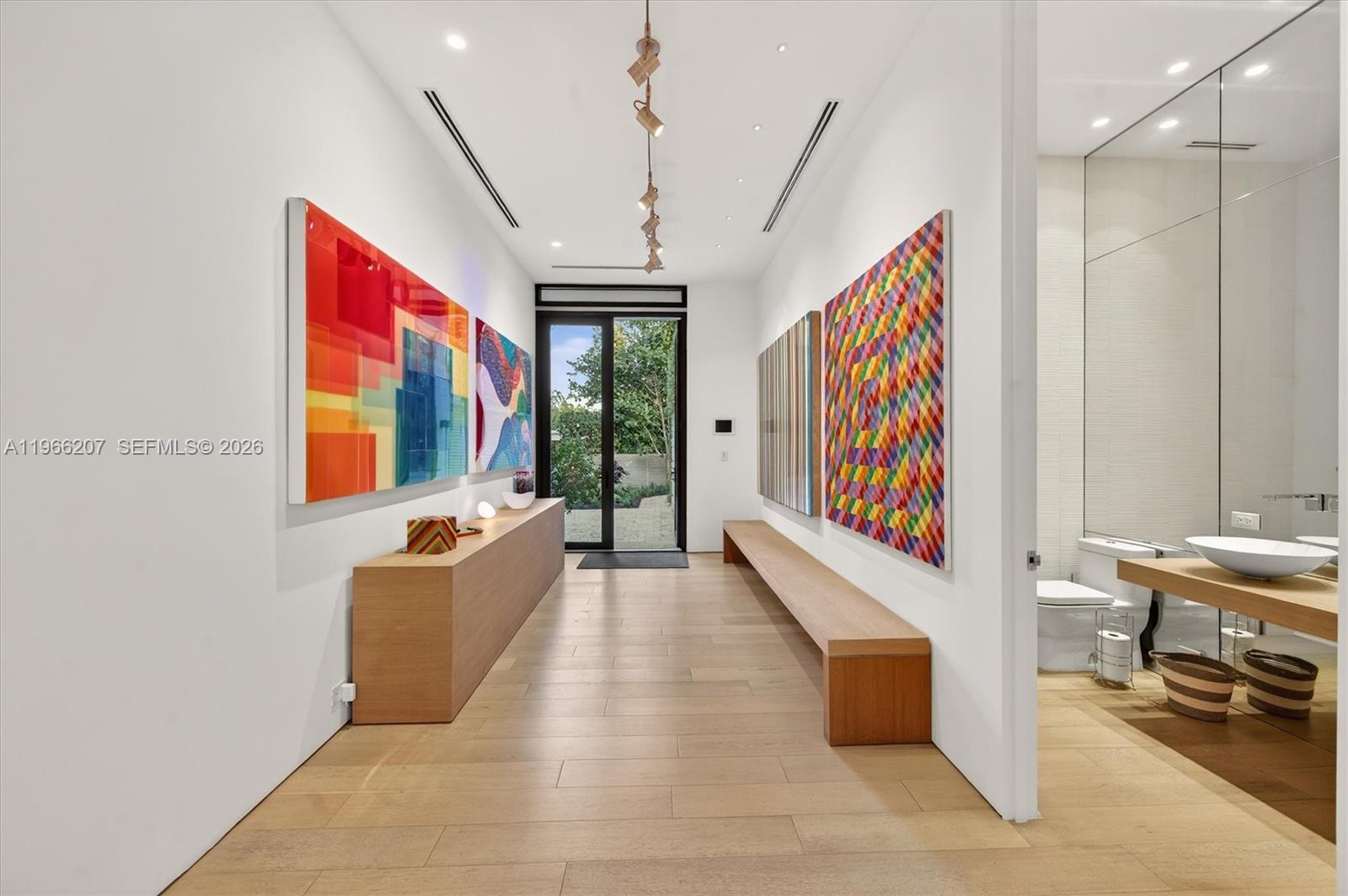 SUNSET ISLANDS-ISLAND NO - Residential