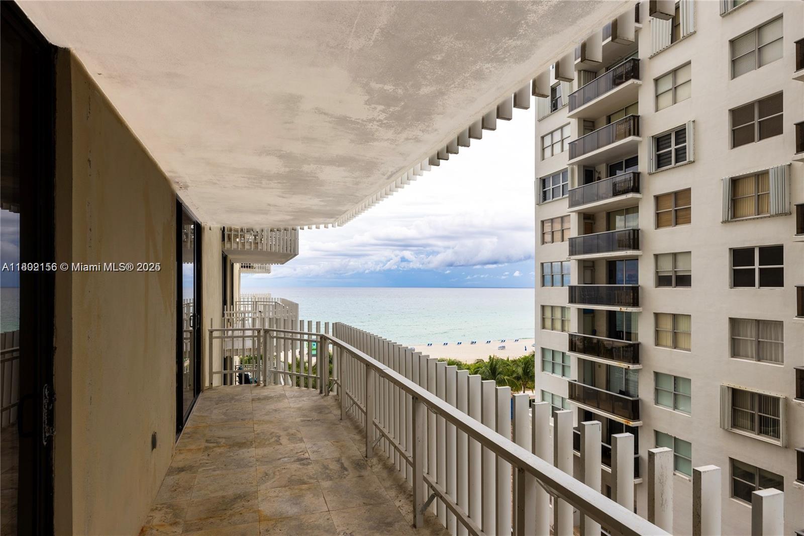 6061 Collins Ave 7D