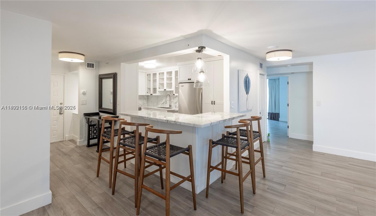 LE TRIANON CONDO - Residential