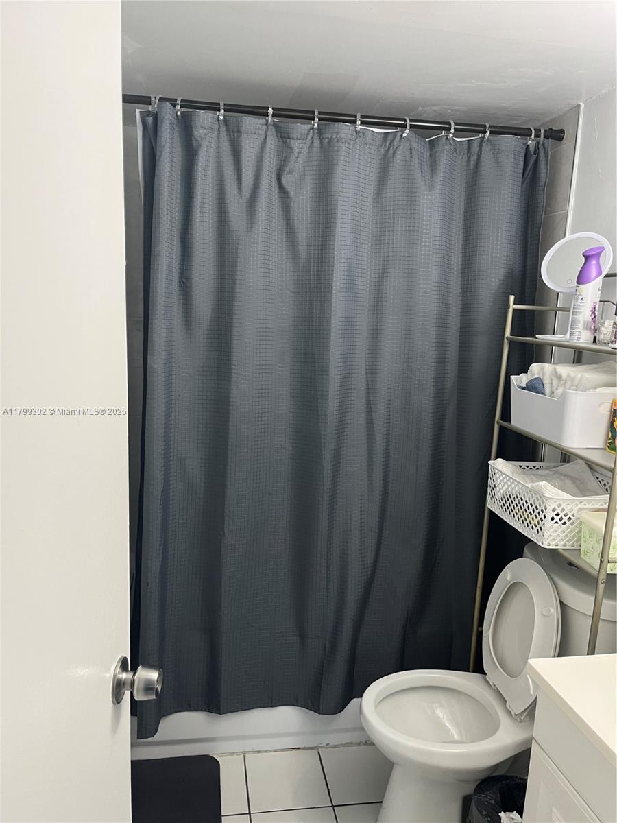 FONTAINEBLEAU GARDENS CON - Residential