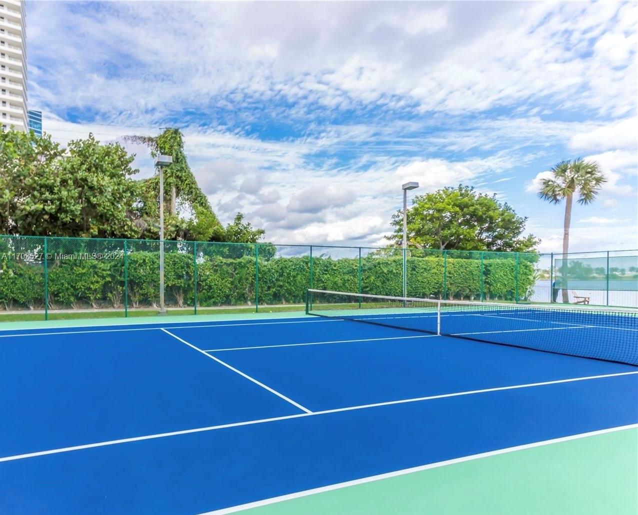 BAY PARK TOWERS CONDO - Residential