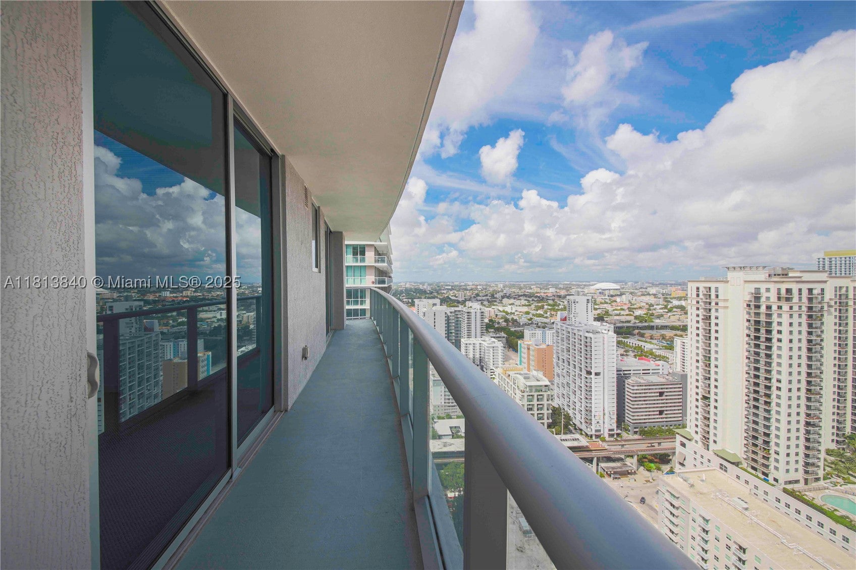 1100 S Miami Ave 3607
