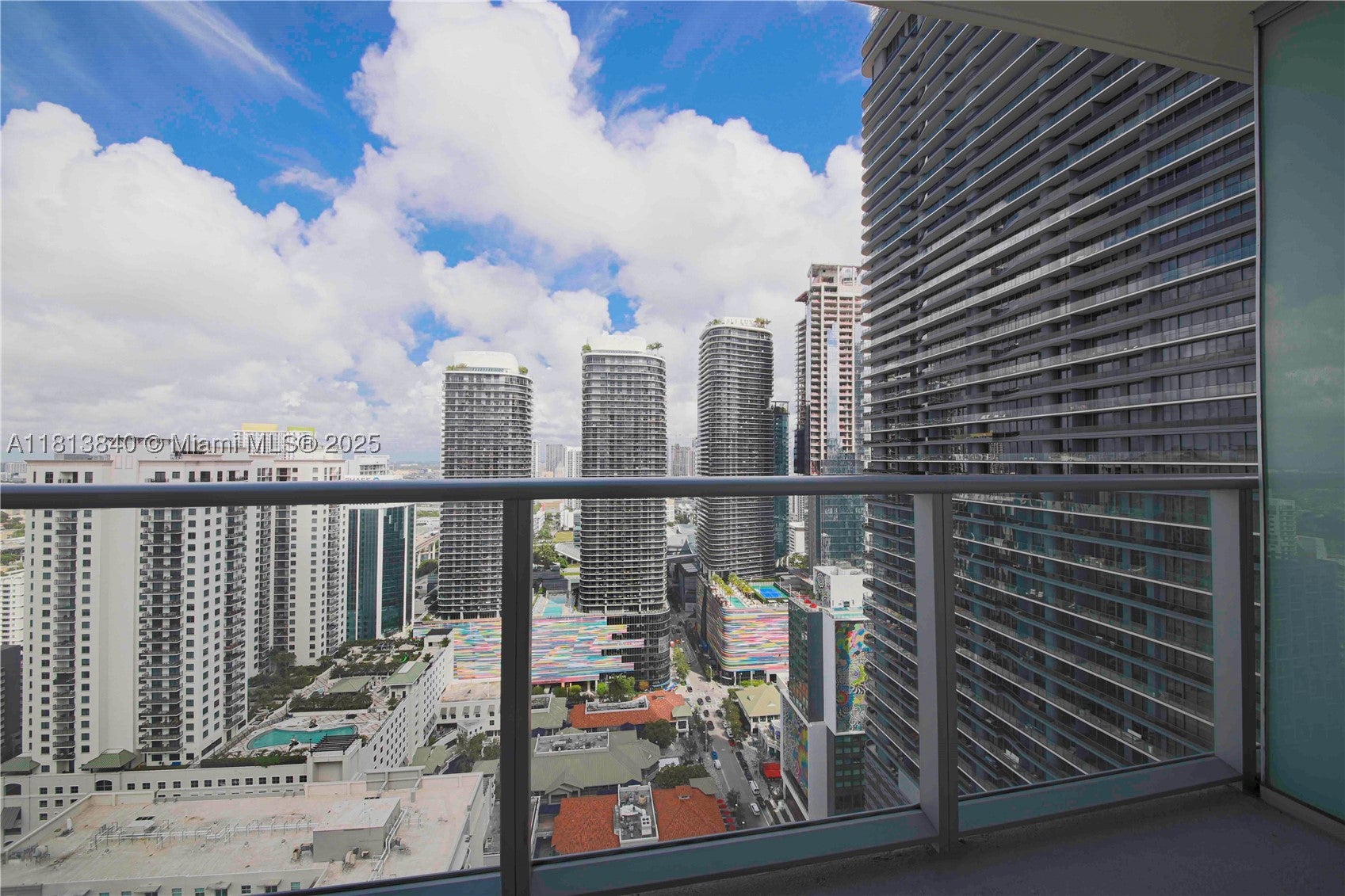 1100 S Miami Ave 3607