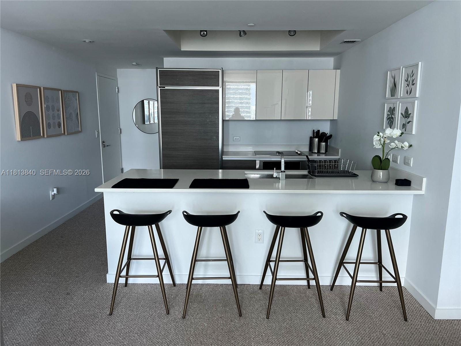 1100 MILLECENTO RESIDENCE - Residential