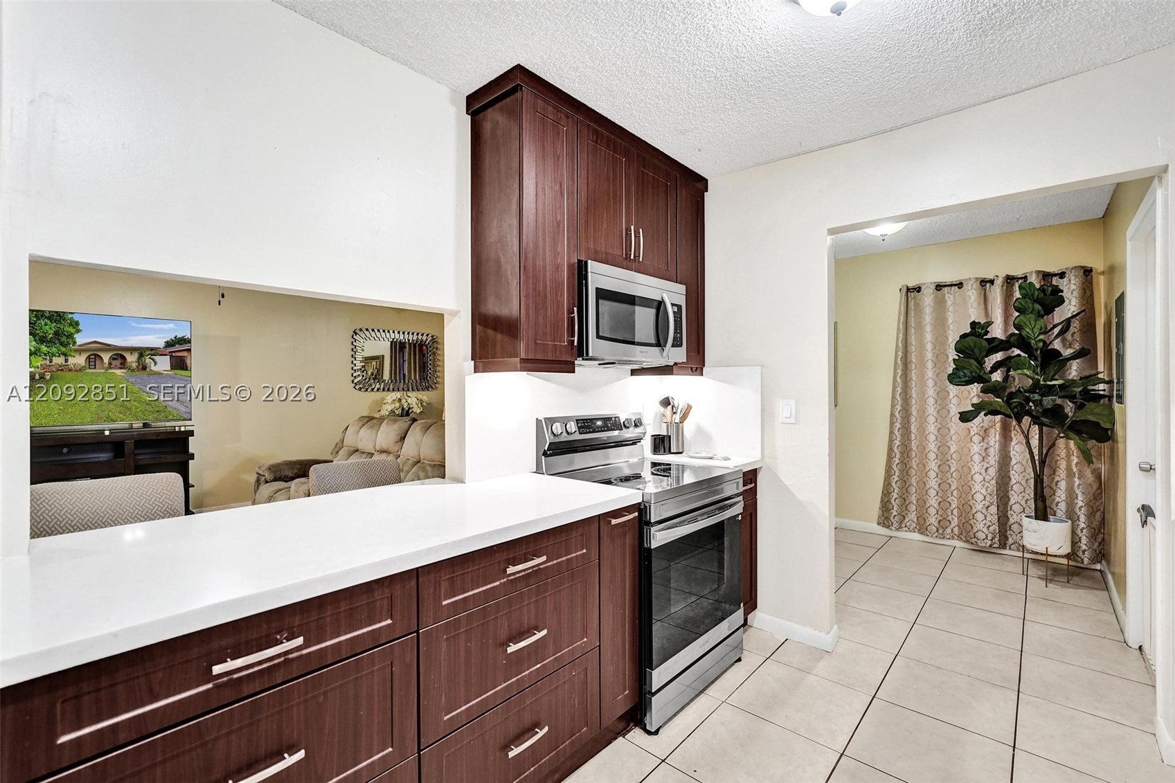 4620 SW 43rd Ter