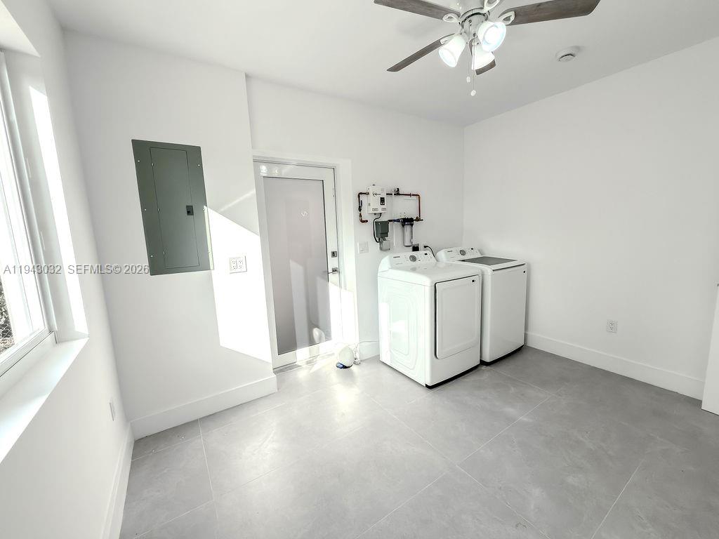 COUNTRY CLUB ESTATES SEC - Residential