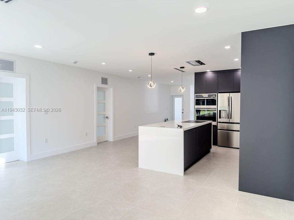 COUNTRY CLUB ESTATES SEC - Residential