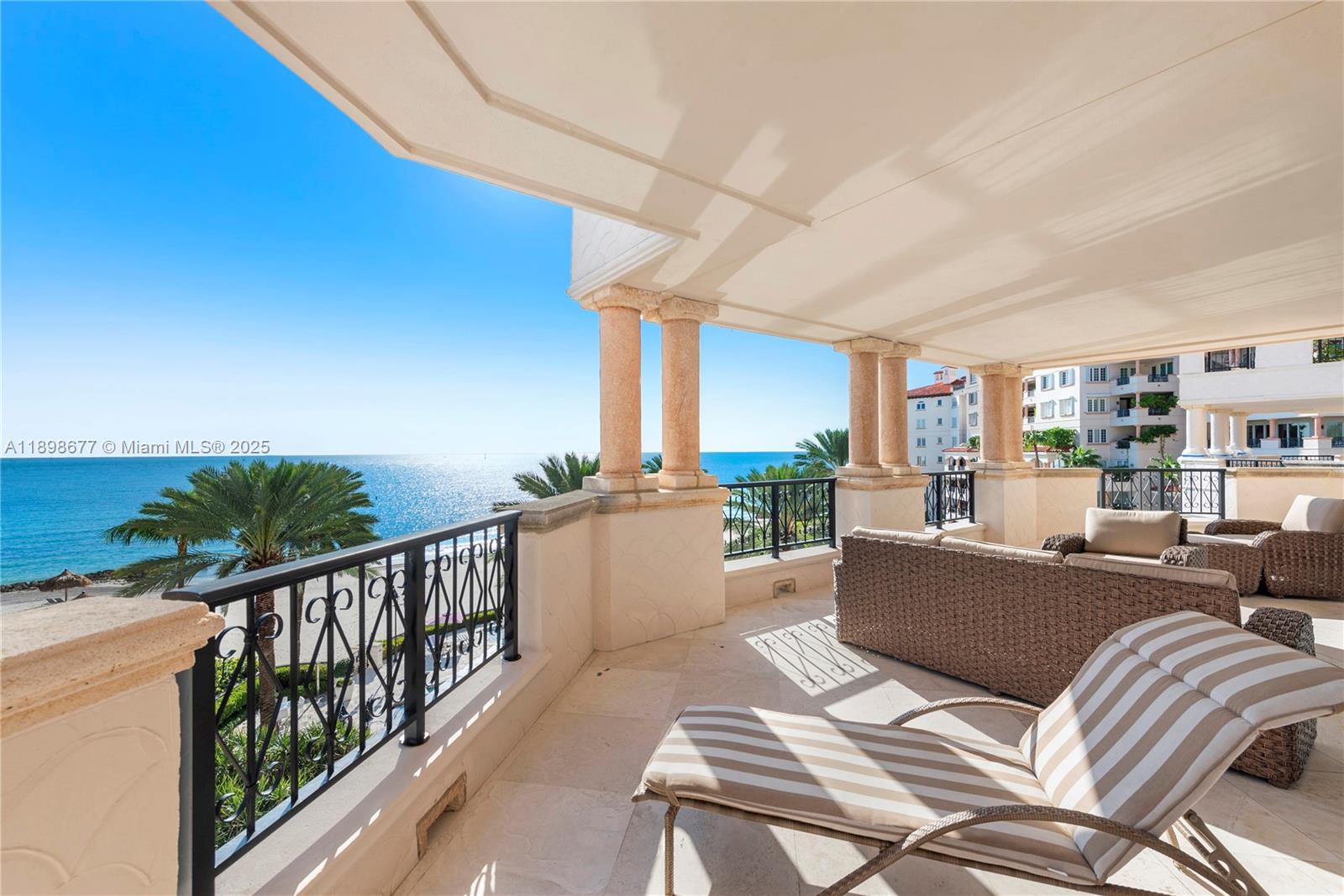 7600 OCEANSIDE AT FISHER - Residential