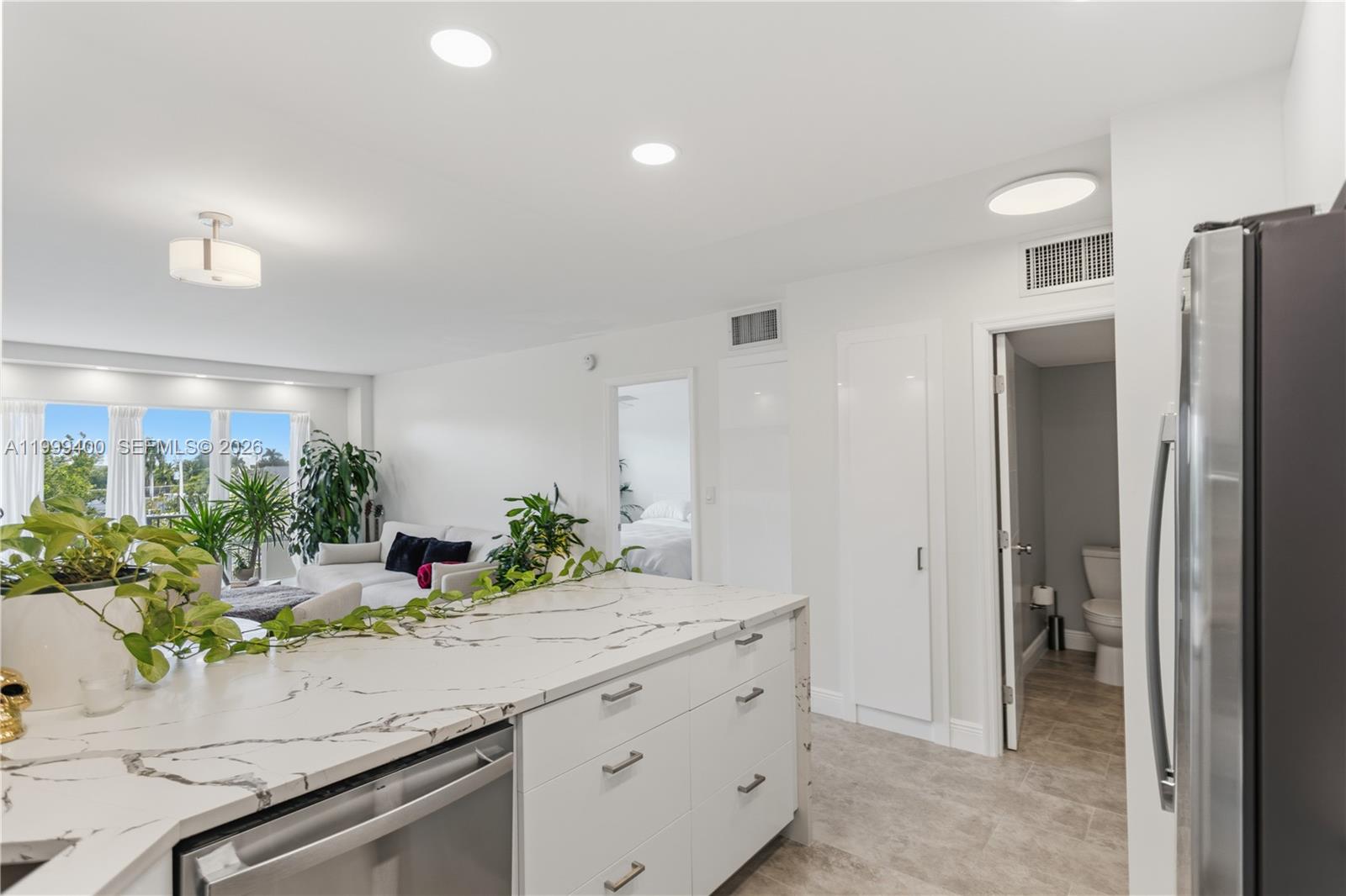 ESSEX TOWER CONDO - Residential