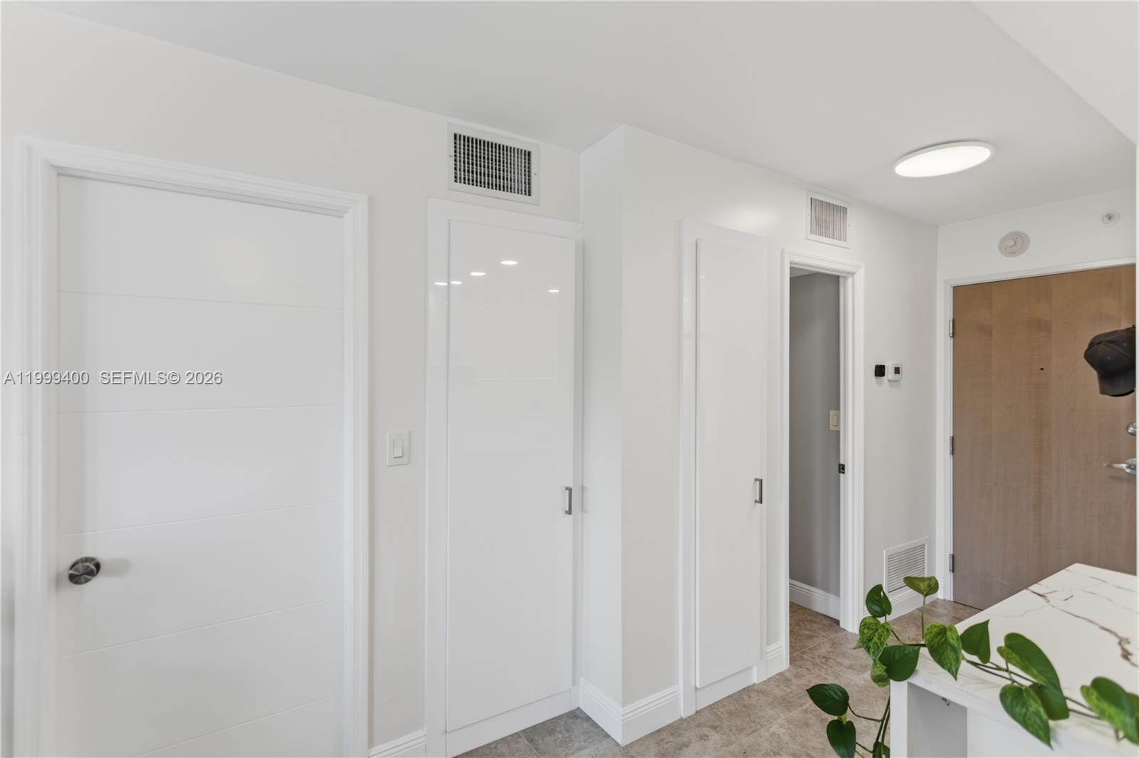 ESSEX TOWER CONDO - Residential