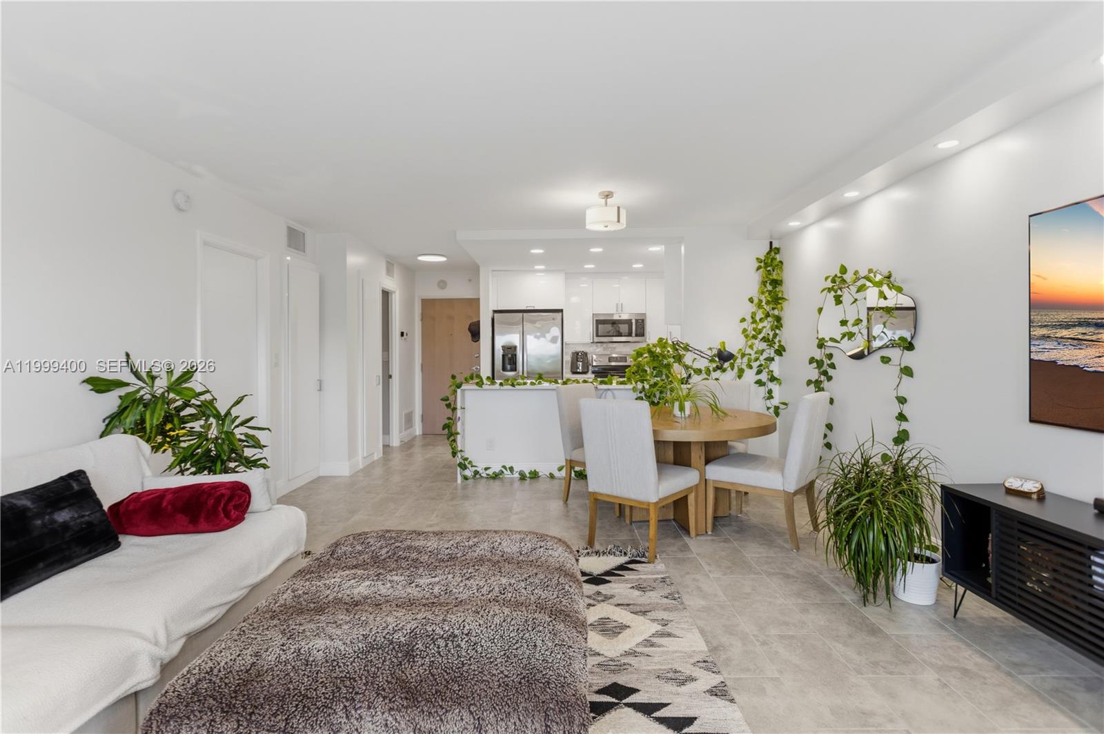 ESSEX TOWER CONDO - Residential