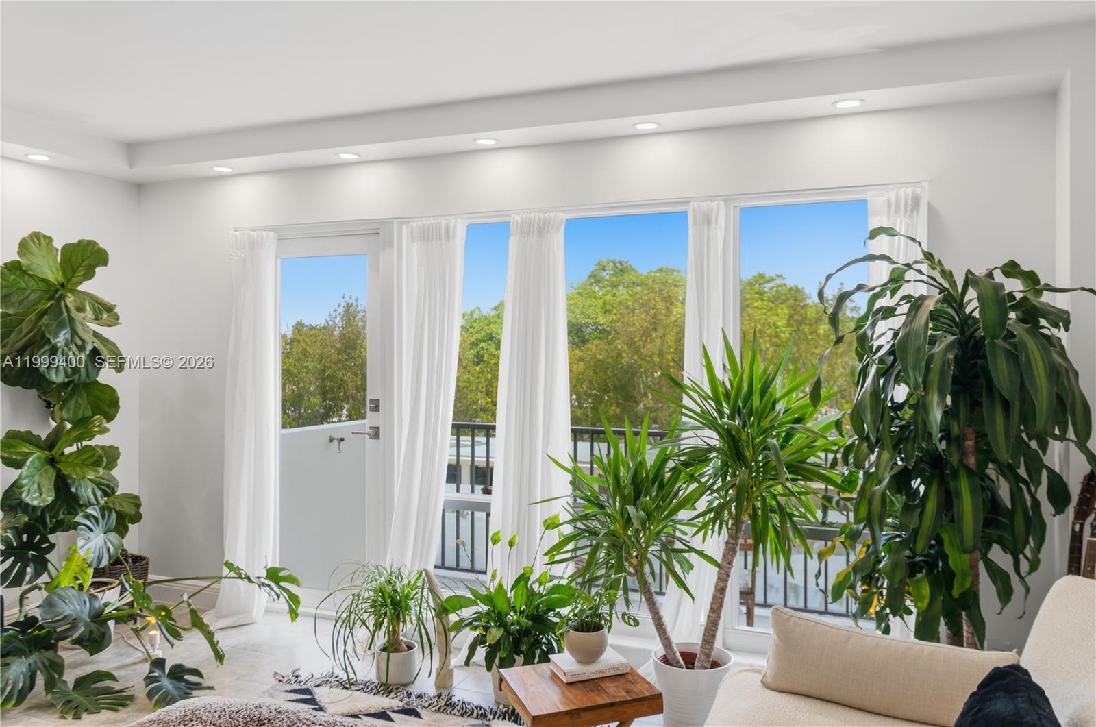 ESSEX TOWER CONDO - Residential