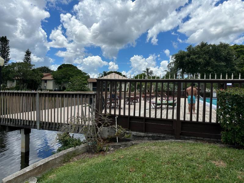 PINE RIDGE AT HAVERHILL C - Residential Lease