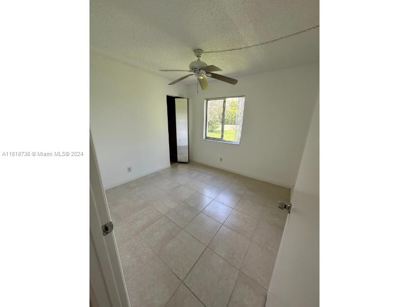 PINE RIDGE AT HAVERHILL C - Residential Lease