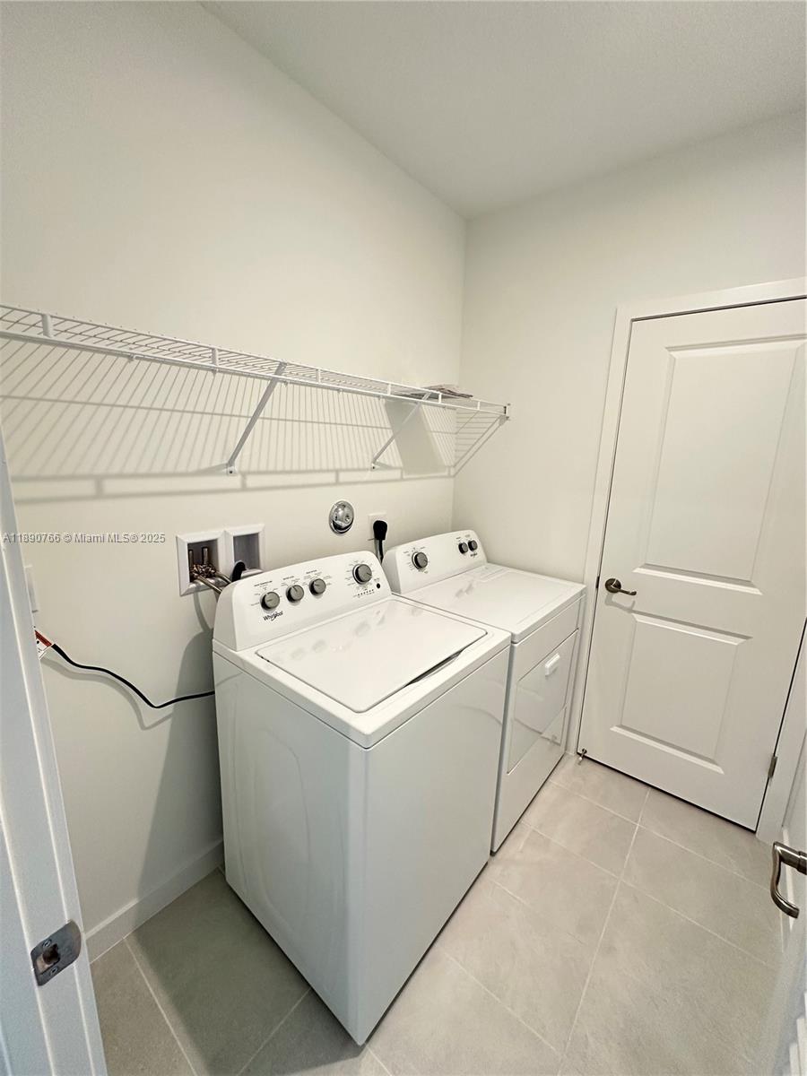FOREST - Residential Lease