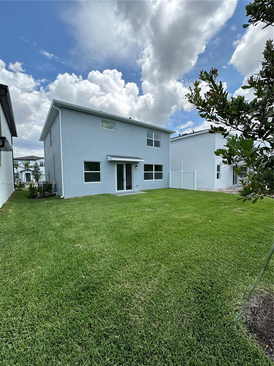 FOREST - Residential Lease