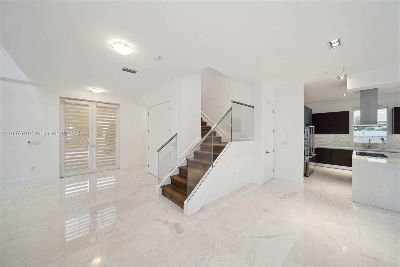 DORAL COMMONS RESIDENTIAL - Residential