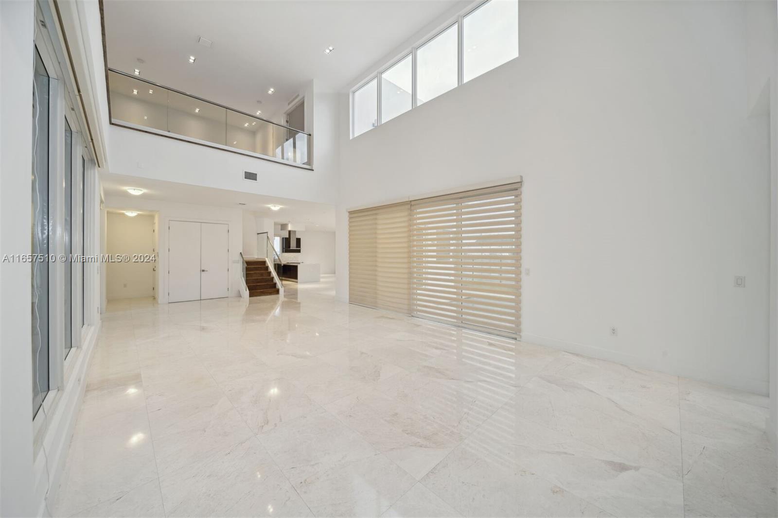 DORAL COMMONS RESIDENTIAL - Residential