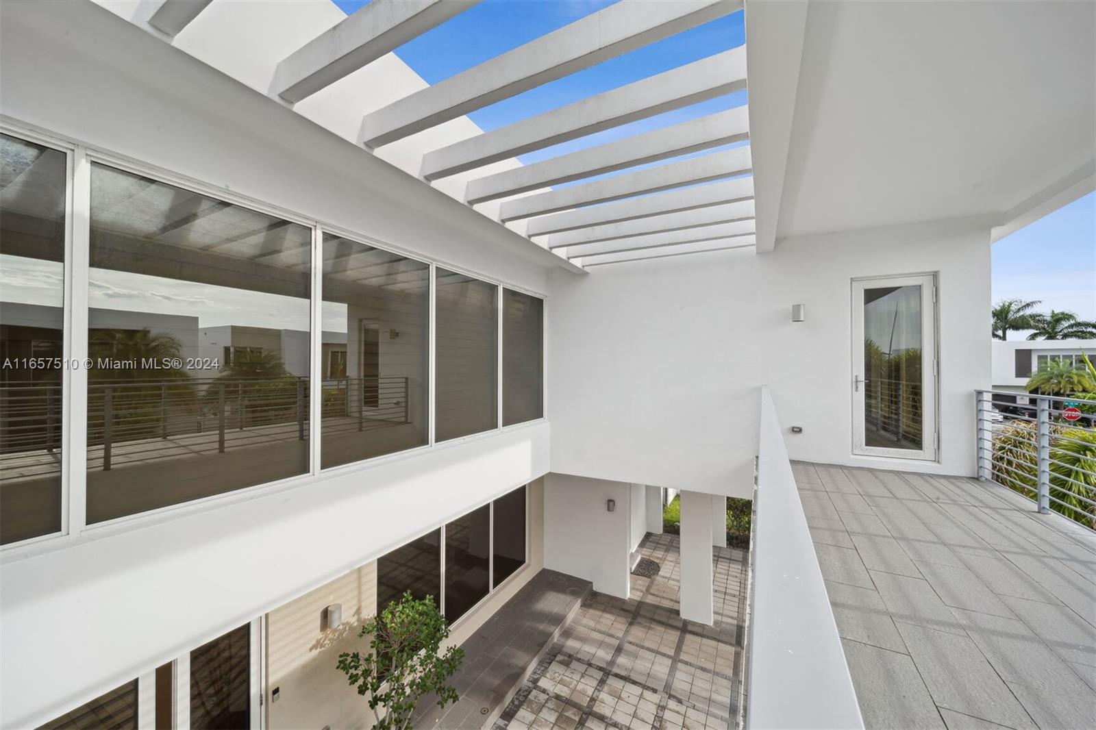 DORAL COMMONS RESIDENTIAL - Residential