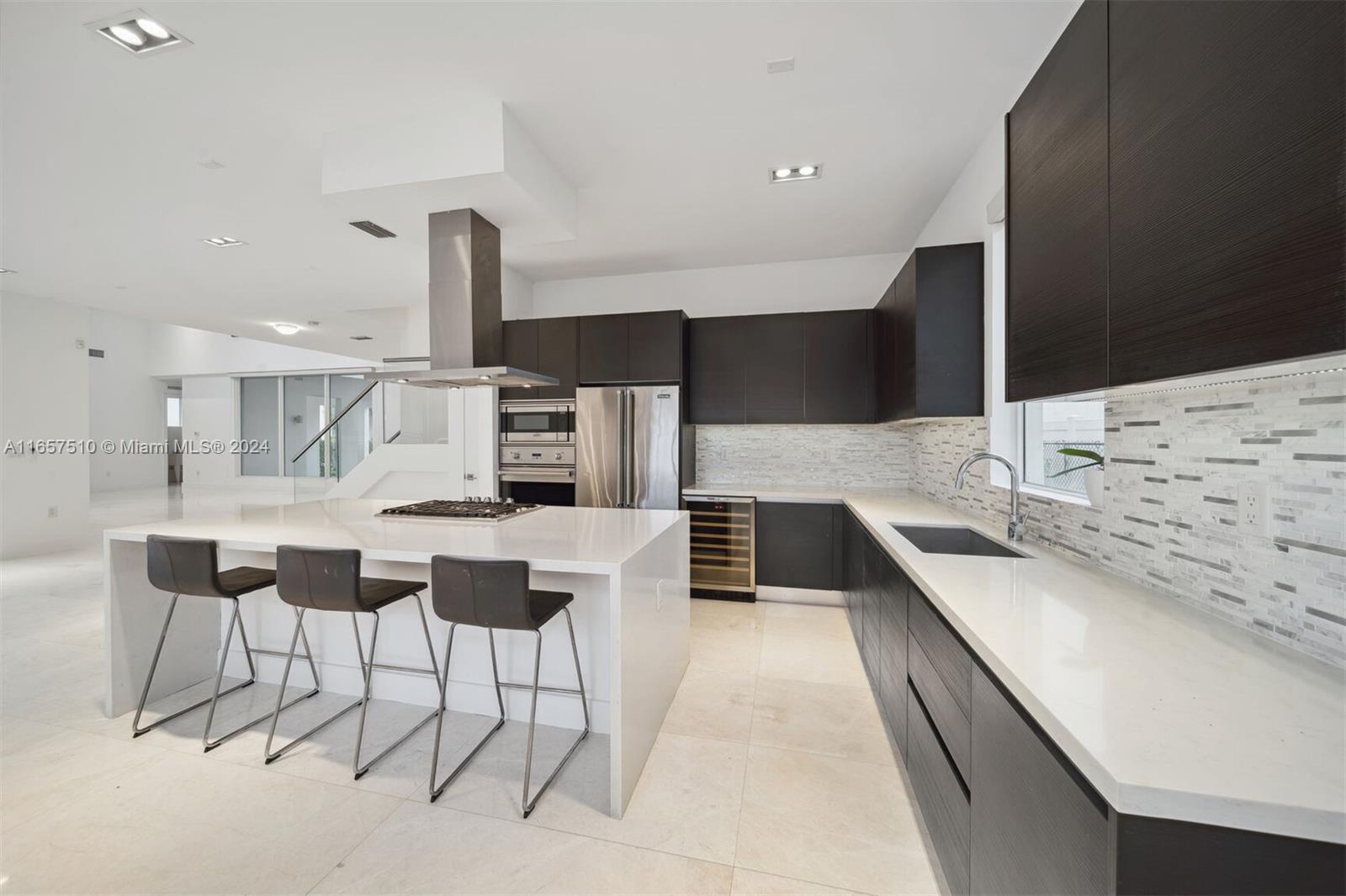 DORAL COMMONS RESIDENTIAL - Residential