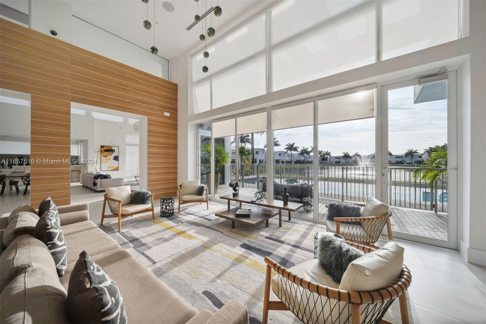 DORAL COMMONS RESIDENTIAL - Residential