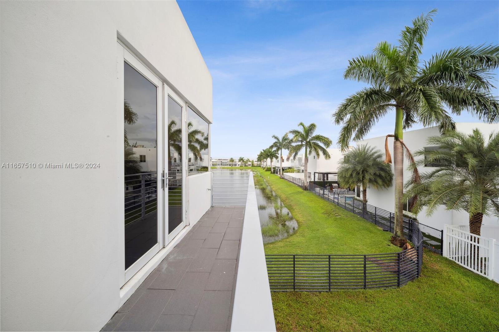 DORAL COMMONS RESIDENTIAL - Residential