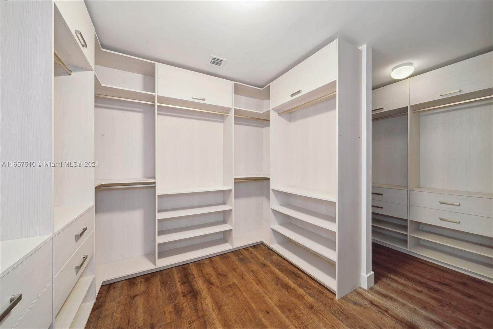 DORAL COMMONS RESIDENTIAL - Residential