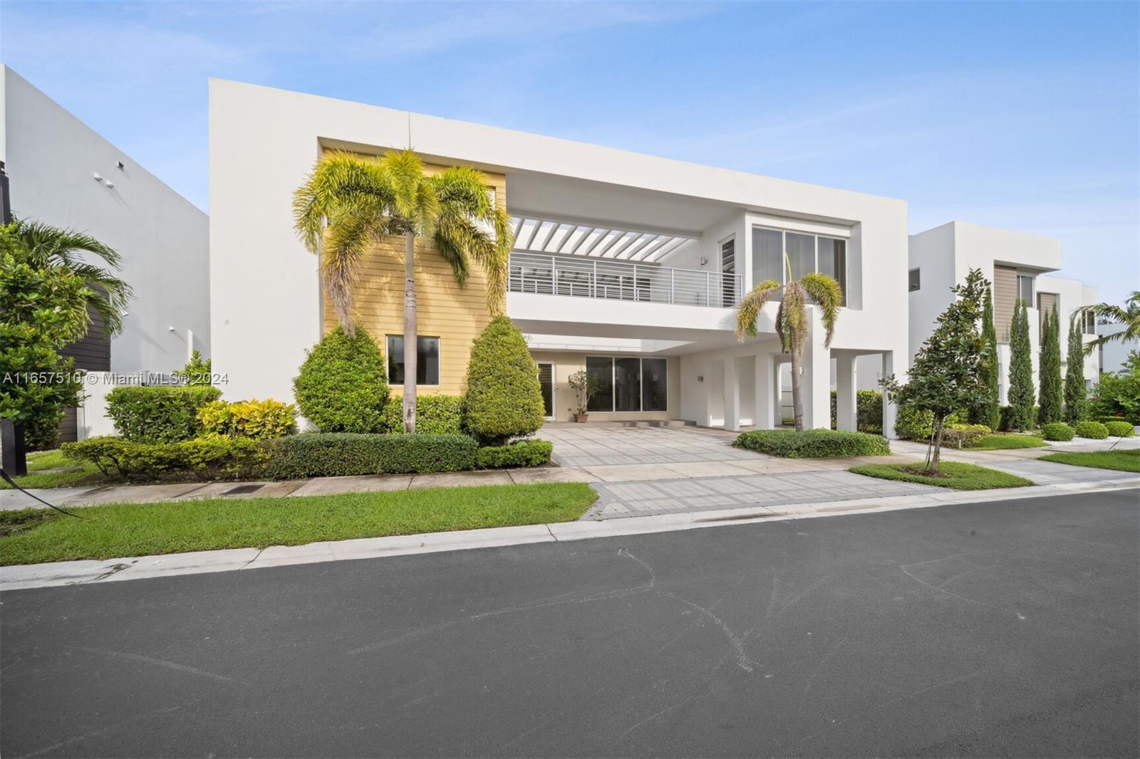 DORAL COMMONS RESIDENTIAL - Residential