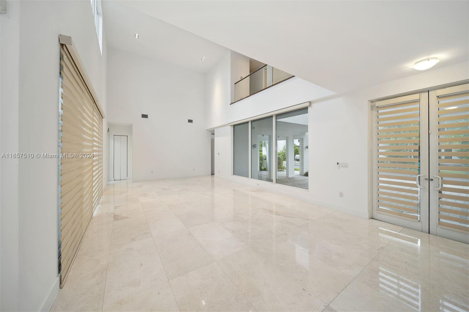 DORAL COMMONS RESIDENTIAL - Residential