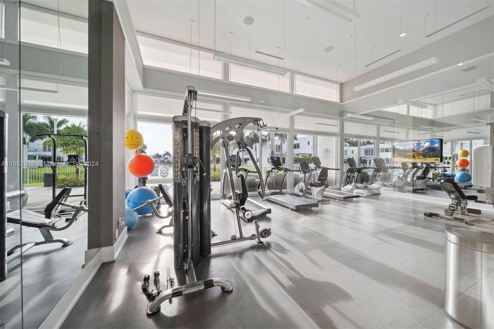 DORAL COMMONS RESIDENTIAL - Residential