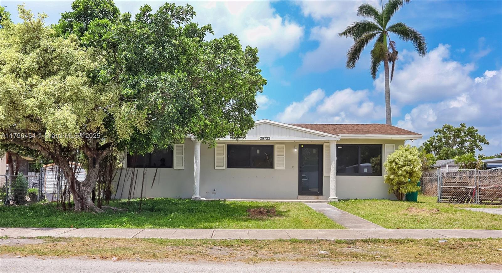 Property for Sale at 28722 Sw 147th Ct, Homestead, Miami-Dade County, Florida - Bedrooms: 3 
Bathrooms: 1  - $450,000