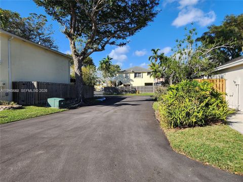 9863 SW 117th Pl Miami FL 33186