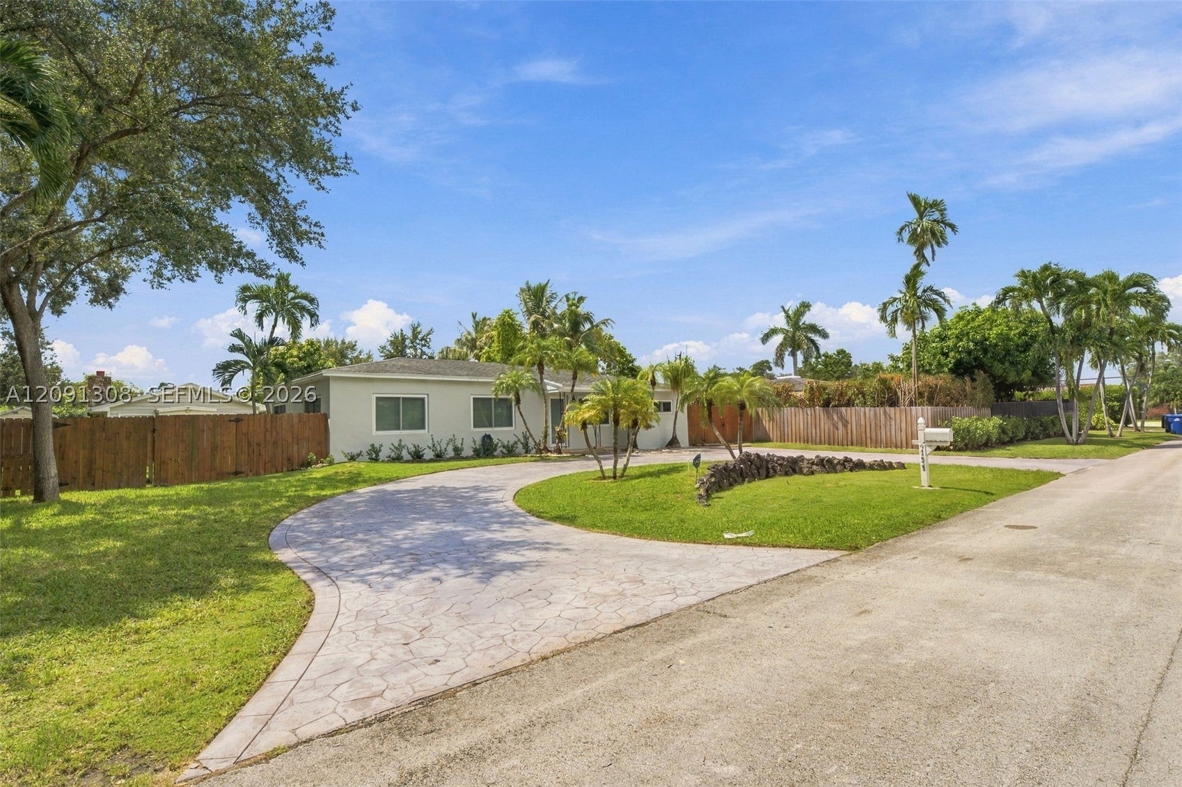 7120 SW 58th St