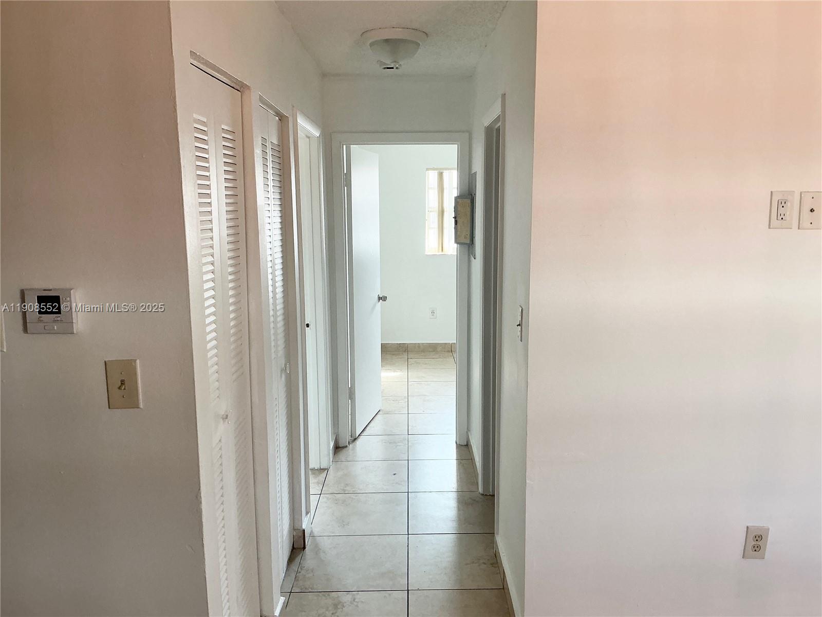 HIALEAH 4TH ADDN - Residential Lease