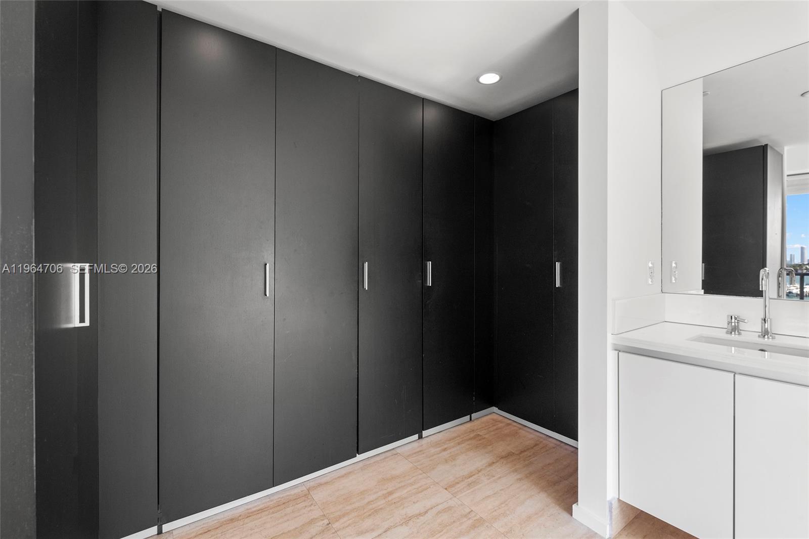 CAPRI SOUTH BEACH CONDO - Residential