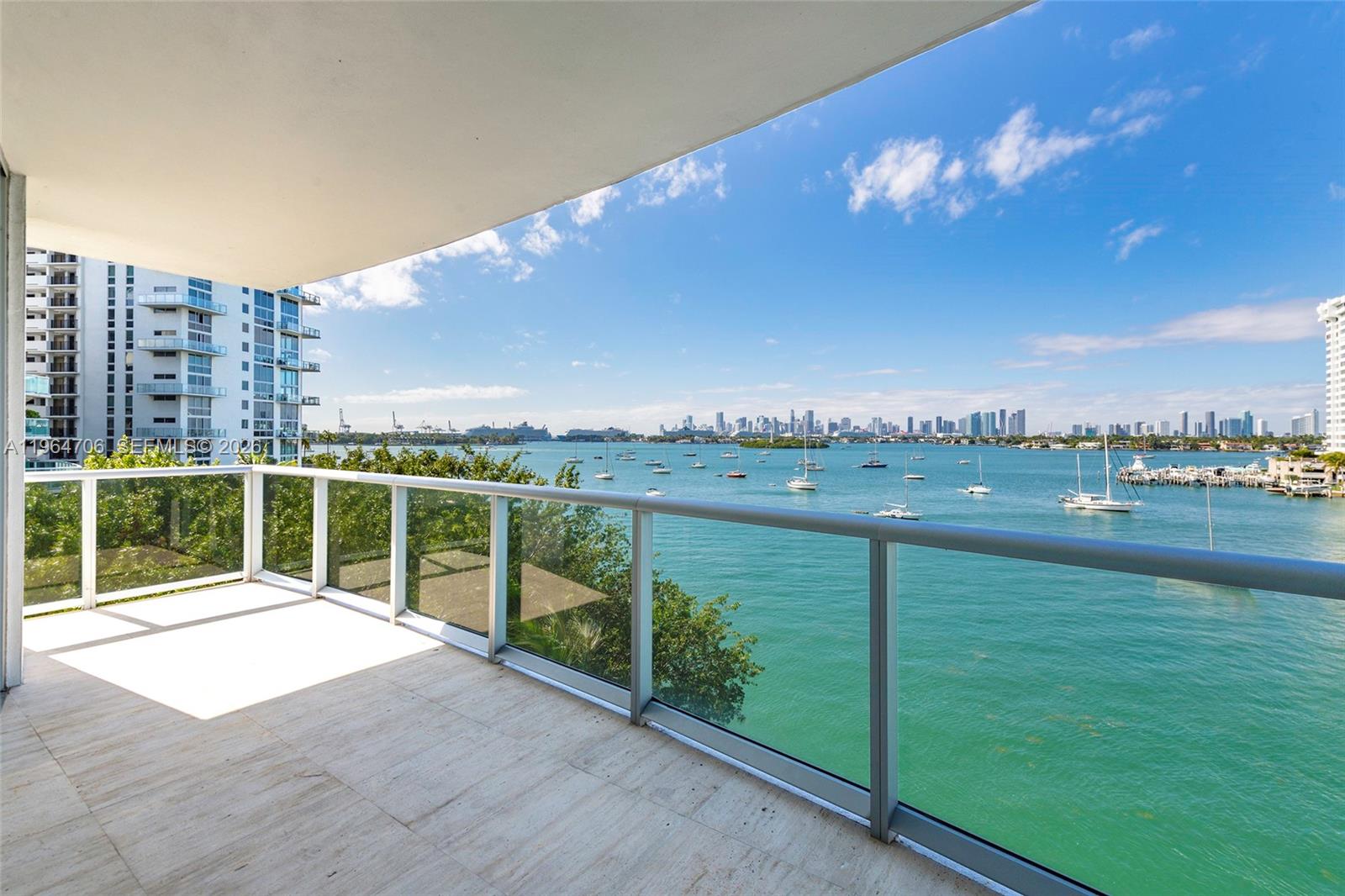 CAPRI SOUTH BEACH CONDO - Residential