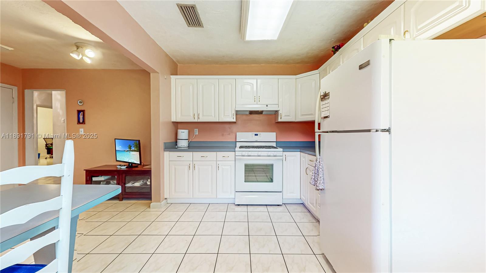 SECTION 22 BEL-AIRE - Residential