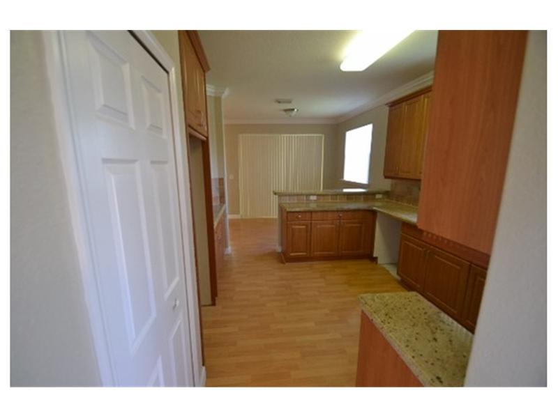 KENDALL BREEZE SOUTH - Residential Lease